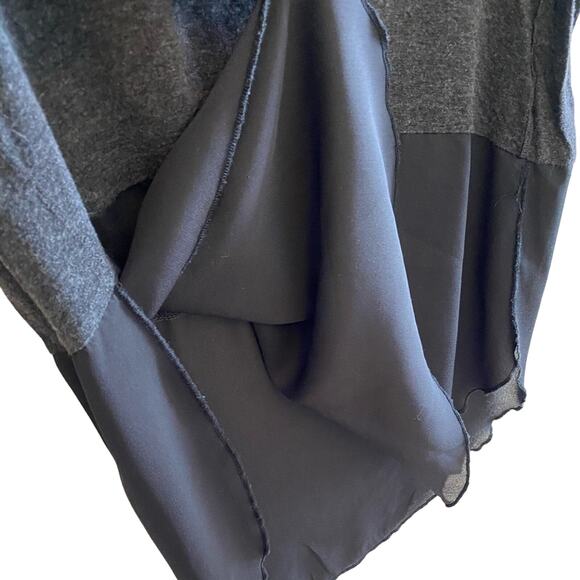 Daisy Fuentes Gray Black Cap Sleeve Round Neck Lightweight Blouse Size S - Picture 4 of 6